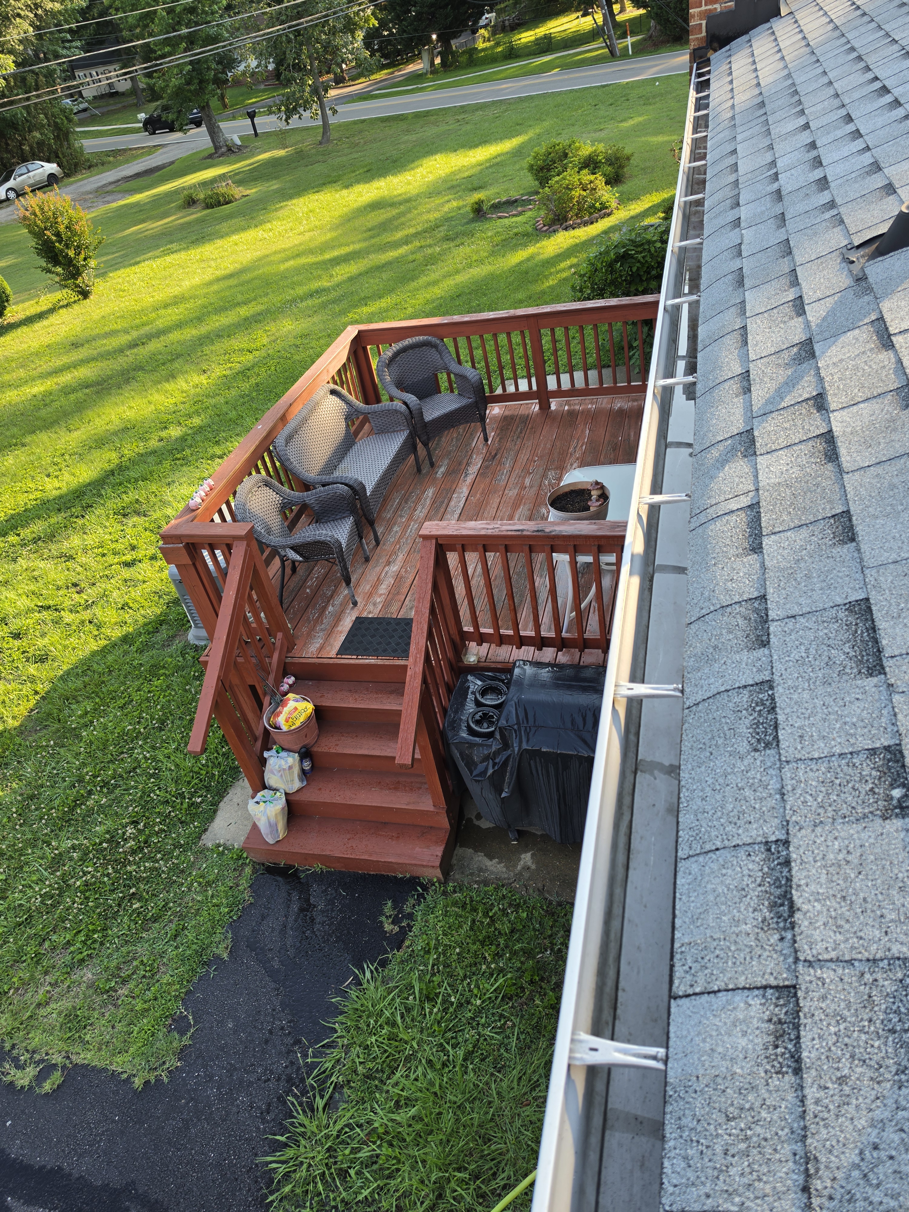 gutter cleaning in Richmond, VA 23234